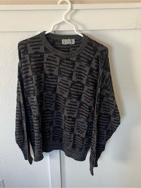 Vintage Method Men's XL Patterned Sweater.